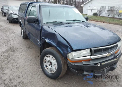 2001 Chevrolet S-10 from USA, damaged, VIN 1GCDT19WX18209223